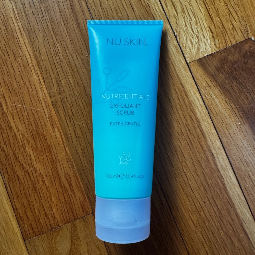 Skin Nutricentials Exfoliant Scrub - Blue